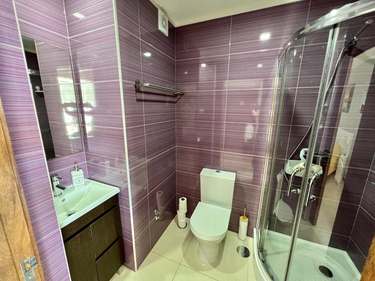 Quarto Privado E Entrada Independente Com Aquecimento E Terraco - Vila Verde Centro บรากา ภายนอก รูปภาพ